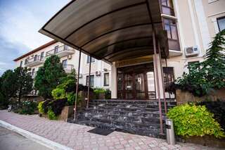 Гостиница Гранд Судак-0